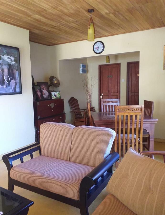 Hill View Bungalow Bed & Breakfast Nuwara Eliya Exterior photo